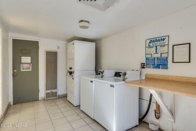 9315 E Old Spanish Trail, Tucson, AZ 85710