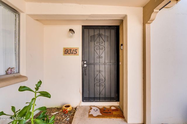 9315 E Old Spanish Trail, Tucson, AZ 85710