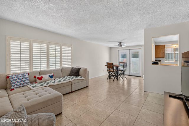 9315 E Old Spanish Trail, Tucson, AZ 85710