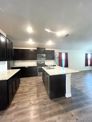 13210 DESANA SPGS, St Hedwig, TX 78152