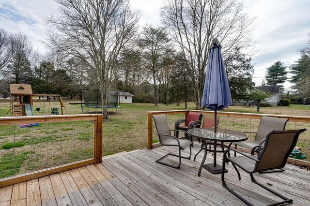 1895 Shellmound Road, Jasper, TN 37347