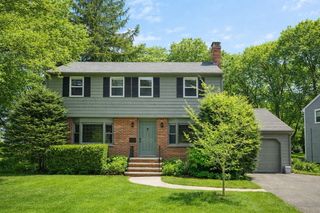 40 Dean Rd, Milton, MA 02186