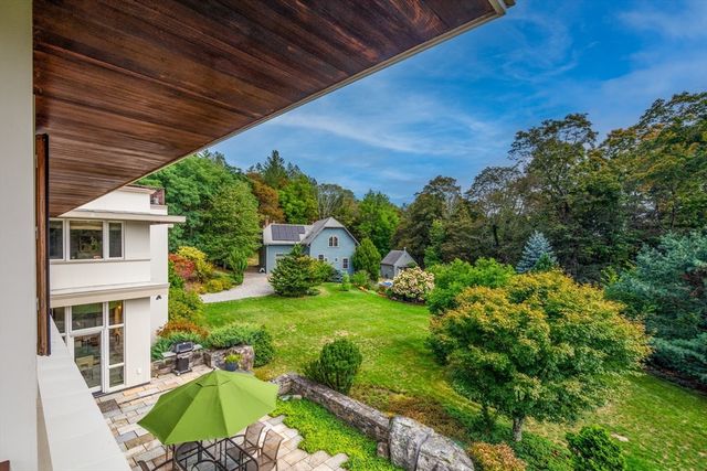 23 Bedford Rd, Lincoln, MA 01773