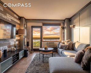 5800 Arlington Ave Apt 20L, New York City, NY 10471