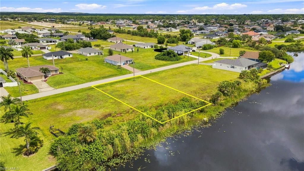 1246 NE 40th ST, CAPE CORAL, FL 33909 — photo 5