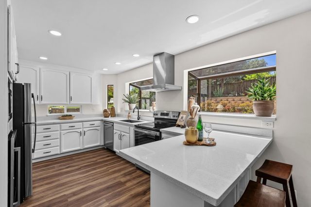 17115 Holiday Drive, Morgan Hill, CA 95037