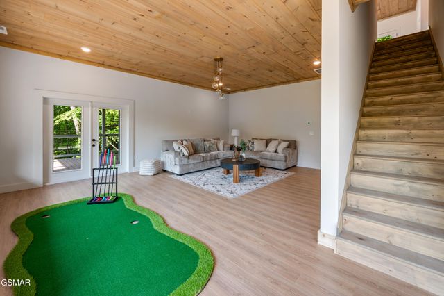 3047 Redtail Road, Sevierville, TN 37862