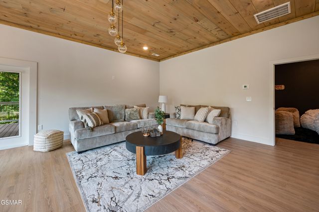 3047 Redtail Road, Sevierville, TN 37862