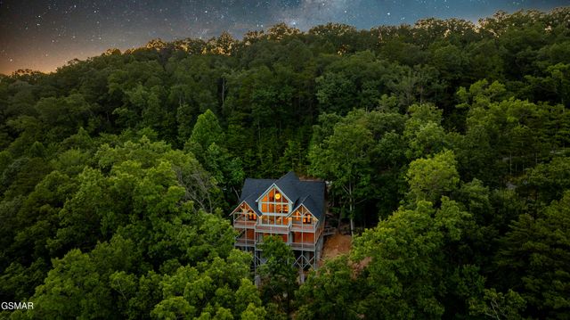 3047 Redtail Road, Sevierville, TN 37862