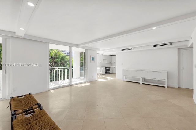 605 Ocean Drive 2L, Key Biscayne, FL 33149