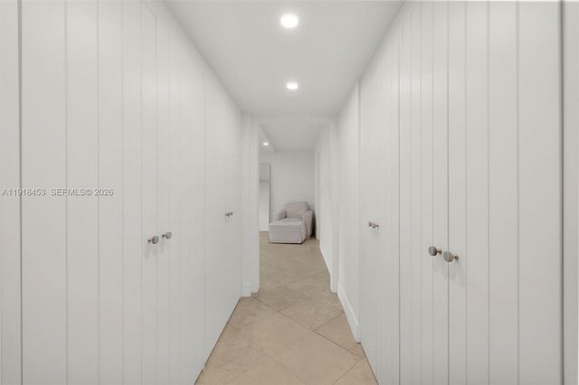 605 Ocean Drive 2L, Key Biscayne, FL 33149