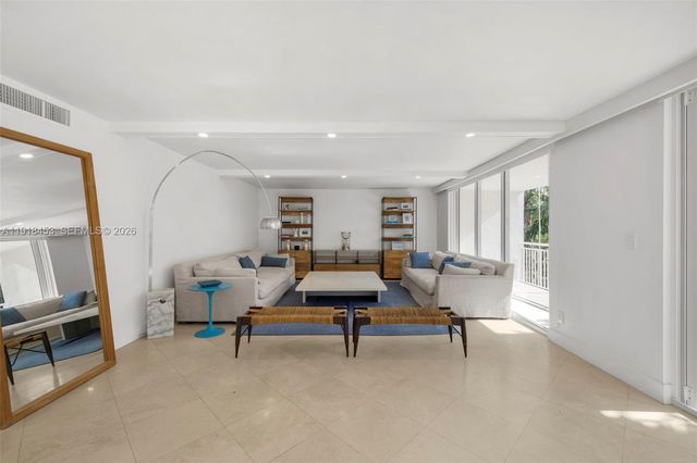 605 Ocean Drive 2L, Key Biscayne, FL 33149