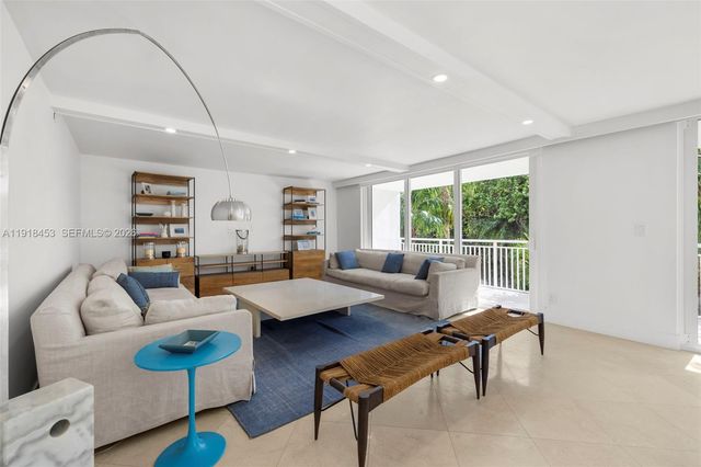 605 Ocean Drive 2L, Key Biscayne, FL 33149