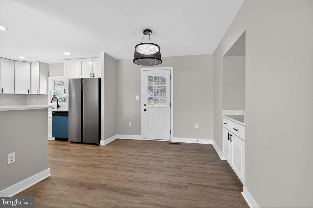 Image 12 of property listing at 3281 SUDLERSVILLE S, Laurel, MD 20724