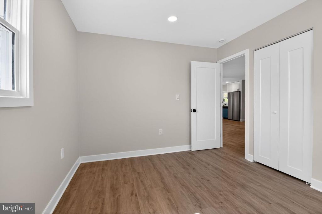 Image 16 of property listing at 3281 SUDLERSVILLE S, Laurel, MD 20724