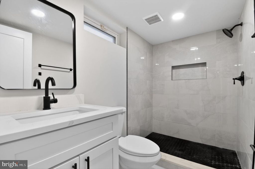 Image 26 of property listing at 3281 SUDLERSVILLE S, Laurel, MD 20724