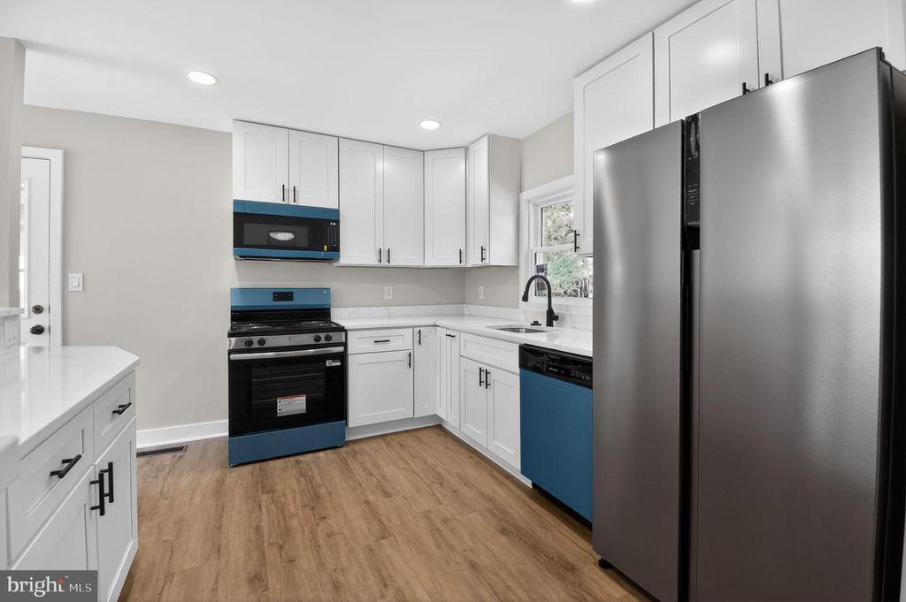 Image 9 of property listing at 3281 SUDLERSVILLE S, Laurel, MD 20724