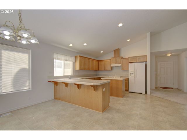 2004 Nw 12TH St, Battle Ground, WA 98604