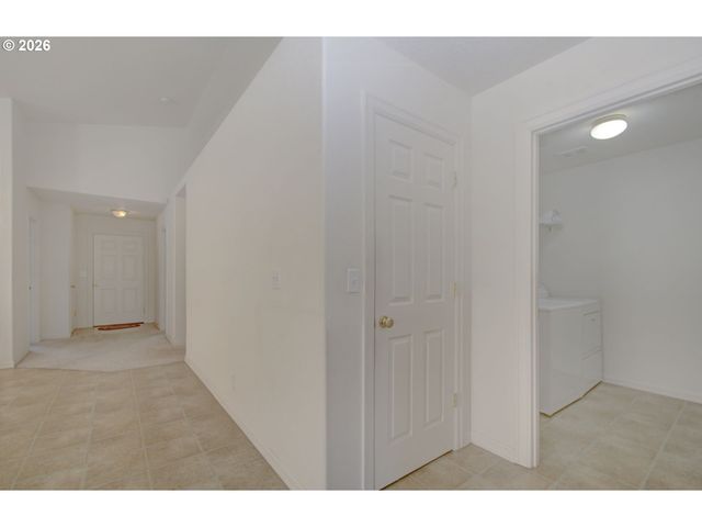 2004 Nw 12TH St, Battle Ground, WA 98604