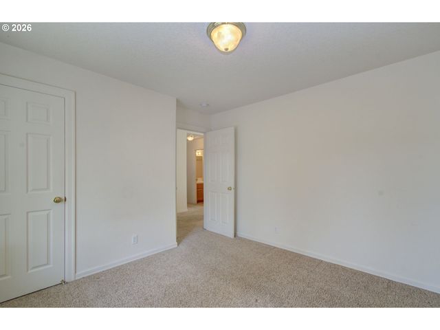 2004 Nw 12TH St, Battle Ground, WA 98604