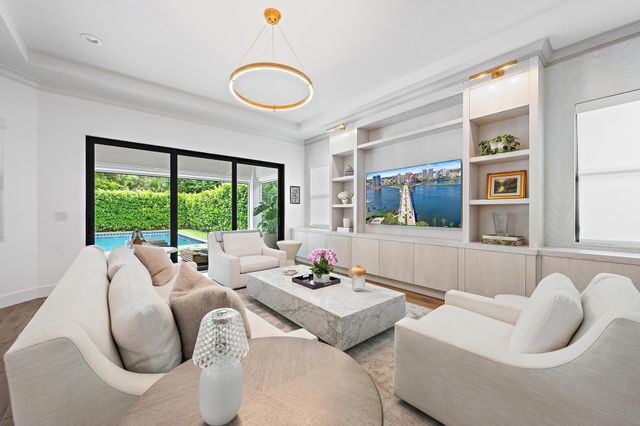 13558 Artisan Circle, Palm Beach Gardens, FL 33418