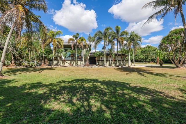 18975 SW 224th St, Miami, FL 33170