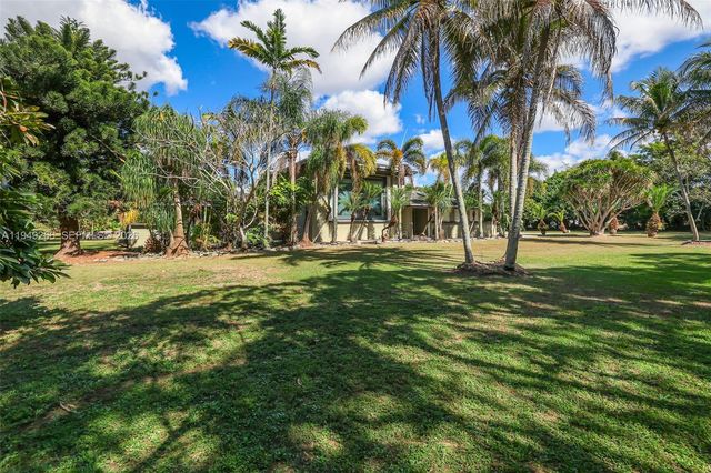 18975 SW 224th St, Miami, FL 33170