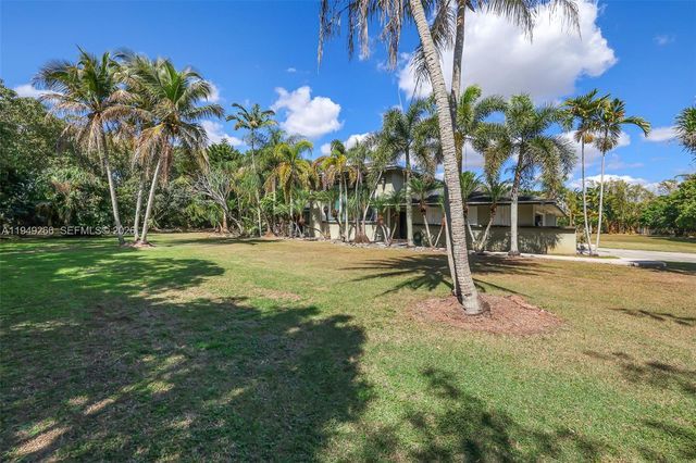 18975 SW 224th St, Miami, FL 33170