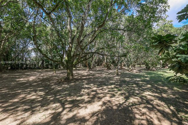 18975 SW 224th St, Miami, FL 33170