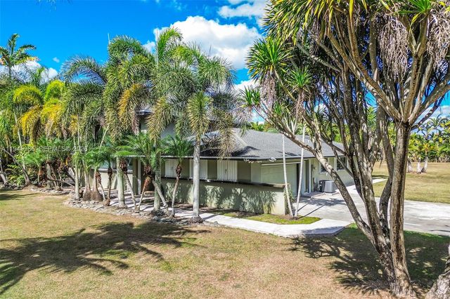 18975 SW 224th St, Miami, FL 33170