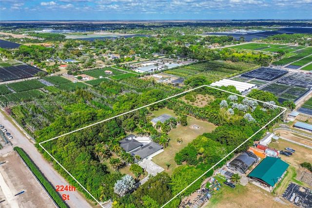 18975 SW 224th St, Miami, FL 33170