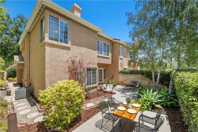 5614 Roundtree Place, Westlake Village, CA 91362