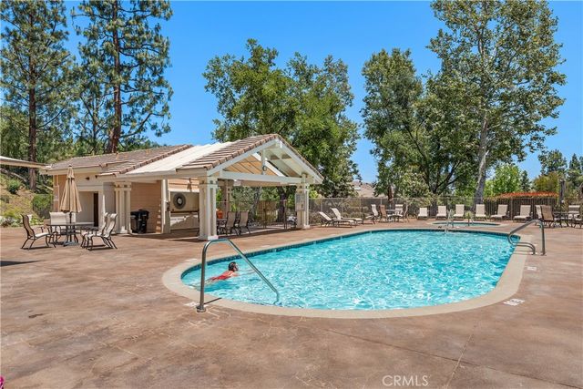 5614 Roundtree Place, Westlake Village, CA 91362