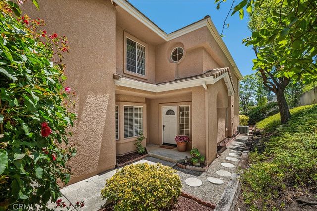5614 Roundtree Place, Westlake Village, CA 91362