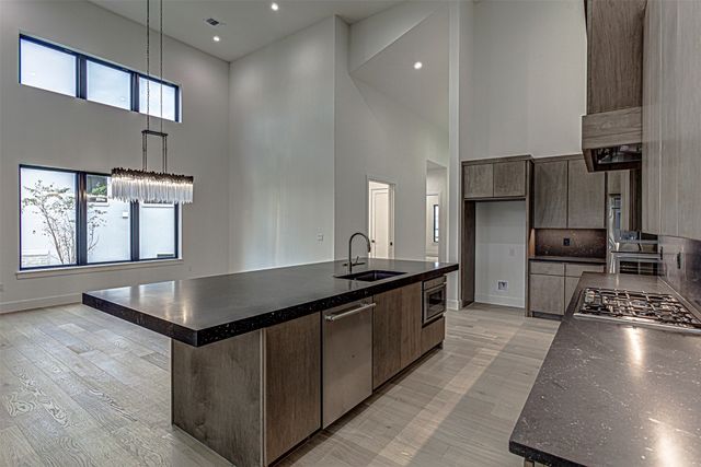 101 Manciano, Horseshoe Bay, TX 78657