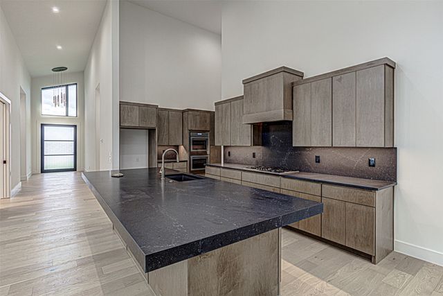 101 Manciano, Horseshoe Bay, TX 78657