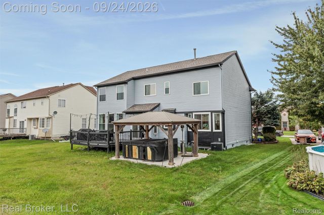 6720 Sadie Lane, Van Buren Charter Township, MI 48111