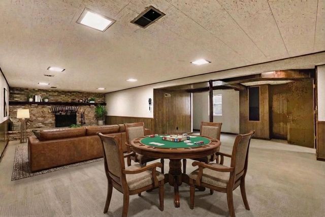 2974 Howard Street N, Maplewood, MN 55109