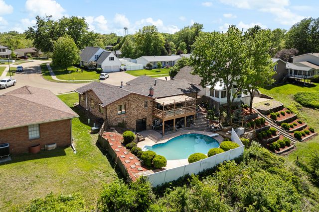 1705 85th Avenue W, Rock Island, IL 61201
