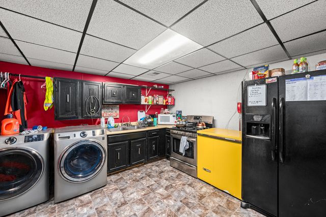 1705 85th Avenue W, Rock Island, IL 61201