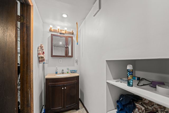 1705 85th Avenue W, Rock Island, IL 61201