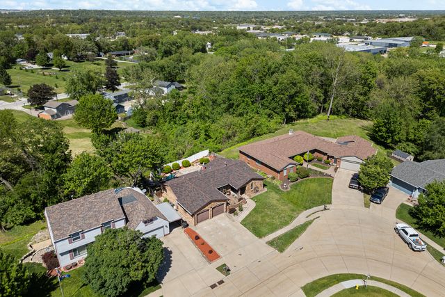 1705 85th Avenue W, Rock Island, IL 61201