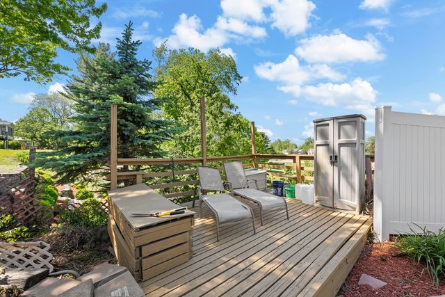 1705 85th Avenue W, Rock Island, IL 61201