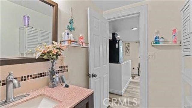 1178 Buelah, Los Angeles, CA 90063