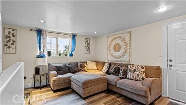 1178 Buelah, Los Angeles, CA 90063