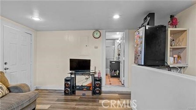 1178 Buelah, Los Angeles, CA 90063