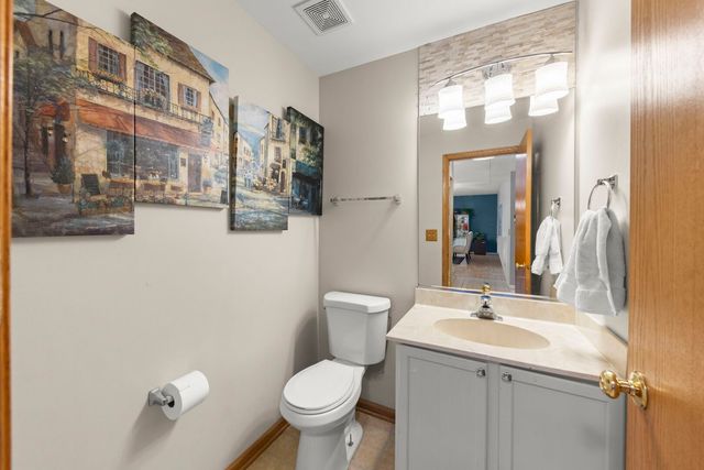 2940 Arbor Lane, Aurora, IL 60502