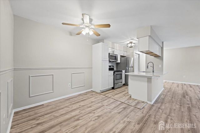 79 Eton Way, Franklin, NJ 08873