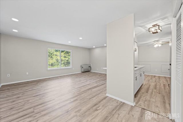 79 Eton Way, Franklin, NJ 08873