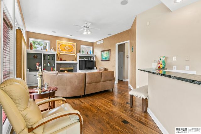 17451 Y Street, Omaha, NE 68135